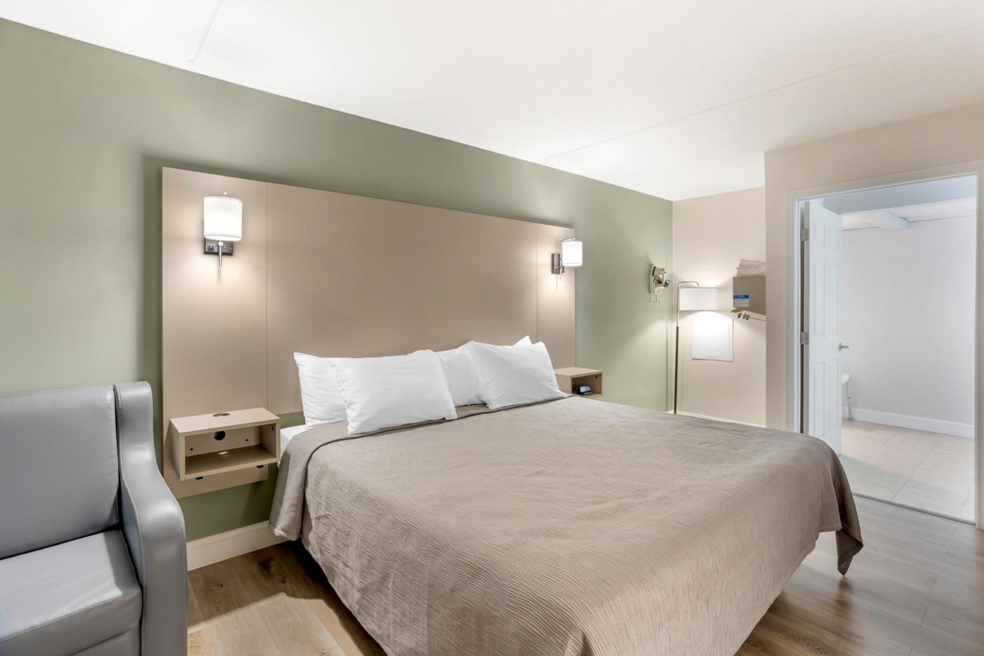 Quality Inn Smoketown  Extérieur photo
